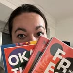 Steph Clayton - @stephthemumreads - Instagram