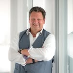 Stephan Bauer - @stephan1540 - Instagram