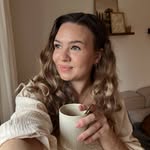 Stephanie Jones - @stephaniejonesofficial - Instagram