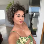 Stephani Silva - @stephani.res - Instagram