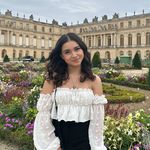 steph - @stephaniearanda_ - Instagram