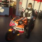 Stephanie Bach - Facebook
