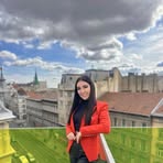 Stephanie Bán - Facebook