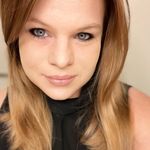 Stephanie Borowski - @sbro_ski - Instagram