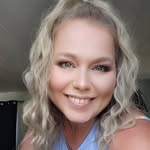 Stephanie Broad - @stephiebee22 - Instagram
