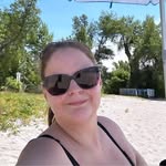 Stephanie Chartrand - @stephiec1983 - Instagram