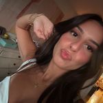 Steph Chaves🐞 - @stephaniechaves__ - Instagram