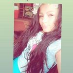 Stephanie Chaves - @stephanie.chaves.378 - Instagram