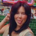 Stephanie Cloud - @steph.thebooklady - Instagram