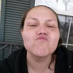 Stephanie Croom - @shyetwisted - Instagram