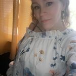 Stephanie DeFeo - @blueyekiss21 - Instagram