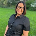 Stephanie Derry - @soldby_sderry - Instagram