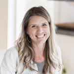 Stephanie Epp | Business Mentor & AE Media Co-Founder - @strategy_with_steph - Instagram