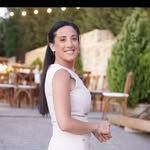 Stephanie Farah - @stephanie.farah.1 - Instagram