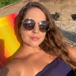 Stephanie T Farah - @stehfarah - Instagram