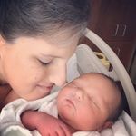 Stephanie Hammonds - @this_mom_loves_it - Instagram