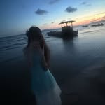 R - @stephaniehuiii - Instagram