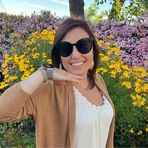 Stephanie Hurst - Facebook