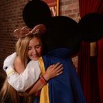 Stephanie Hutton - @stephaniehuttontravel - Instagram