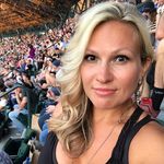 Stephanie Kellogg Rhodes - @stephrhodesposh - Instagram