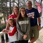 Stephanie Lowry - @slowry76 - Instagram