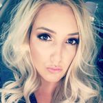 Stephanie Lowry - @stephanie.alyson - Instagram