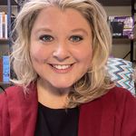 Stephanie McVicker - @dr.disinformation - Instagram
