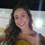 Stephanie Menezes - @stephanie_mz - Instagram