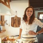 Stephanie Parham  ||  THOW - @stephs_tiny_house_life - Instagram