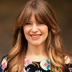 Stephanie Poulos - @stephaniesoldchicago - Instagram