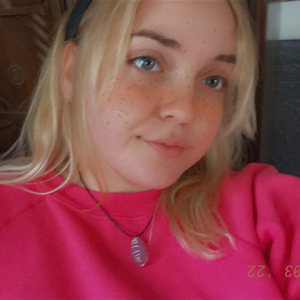 Steph - @stephanieroach25 - TikTok