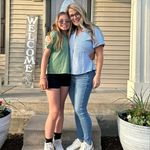 Stephanie Sears - @ssears422 - Instagram