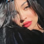 Stephanie Silva - Facebook