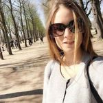 Stephanie Simard - @stephanie_digne - Instagram