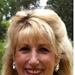 Stephanie Squires - @stephanie.squires.77 - Instagram