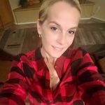 Stephanie Squires - @stephanie.squires.3152 - Instagram