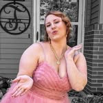 Stephanie Teel * Swansboro, NC Hairstylist - @stephiedidmyhair - Instagram