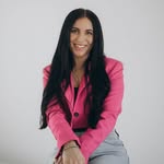 Stephanie Thome | Skincare | Healing Crystals | Reiki - @fringeandskin - Instagram