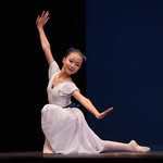 Stephanie Yang - @stephiey_ballet - Instagram