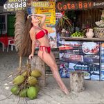 Stephany Gomez - @stehanygomez - Instagram