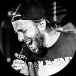 Stephen Baker - @sbakersings - Instagram