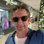 Stephen Jones - @stephenjonesmp - Instagram