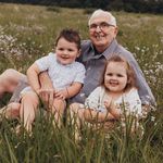 Stephen Leigh - @leightheresa - Instagram