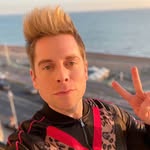 Stephen Lowry - @stephenlowry - Instagram