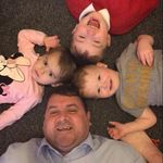 Stephen Schindler - @stephen.schindler.31 - Instagram