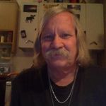 Stephen Strecker - @lovemoose99 - Instagram