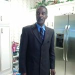 stephon hill - @steppydog - Instagram