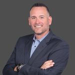 Sterling Young II - @sterlinghomz - Instagram