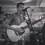 Steve Acosta - @steve.gavilanez - Instagram