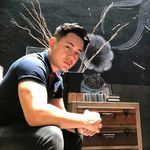 steve ojeda - @omega_mediaz - Instagram
